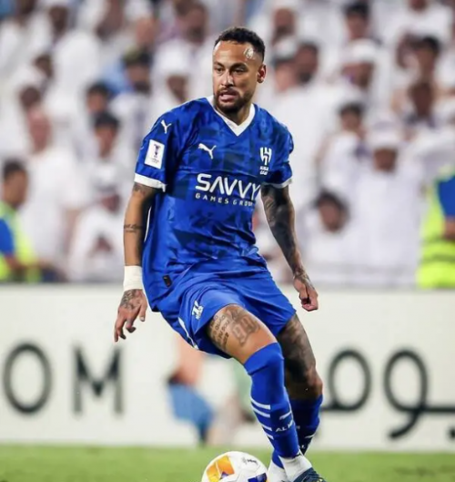 نيمار يضع شرطا للرحيل عن الهلال