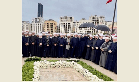 دريان زار ضريح الرئيس الشهيد رفيق الحريري: ممارساته تجاوزت الخنادق المذهبية