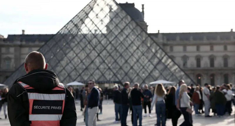 تطورات هامة في قضية “سرقة اللوفر”: القبض على متهمين جزائري وفرنسي