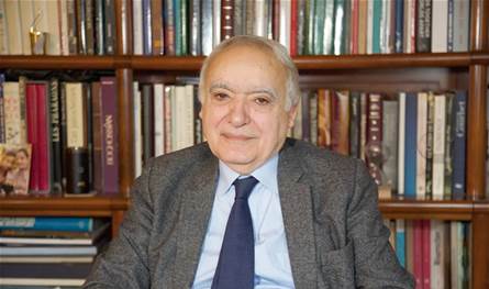 سلامة بحث مع البستاني في ترميم معالم تاريخية وإنشاء مكتبة عامة في دير القمر