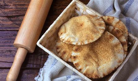 من أجل القمح والخبز.. نداءٌ من رئيس إتحاد نقابات الأفران