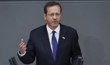 الرئيس الإسرائيلي يُشيد بدور ترامب في اتفاق غزة: يستحق جائزة نوبل للسلام