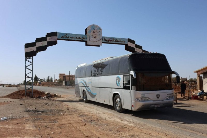 “طريق الموت”: شهود عيان يصفون لحظات الرعب والدم في هجوم حافلة السويداء