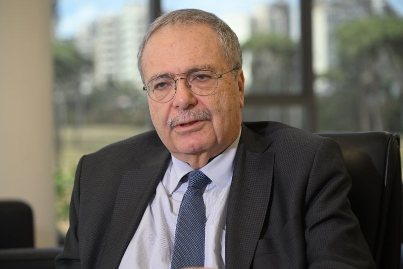 متري: زيارة البابا تشكل فرصة لإبراز فرادة لبنان في ظل “النظام الطائفي” الذي وصل إلى طريق مسدود