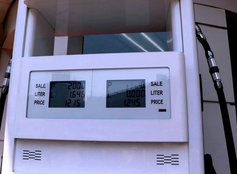 ارتفاع أسعار الوقود يثير تساؤلات حول ضريبة خفية تثقل كاهل اللبنانيين