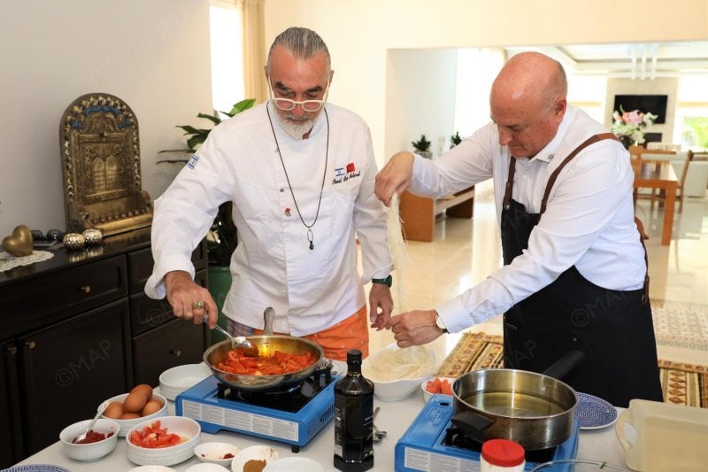 تَكتُّمٌ على النَّكهة الإسرائيلية في أوروبا: طُهاةٌ يُخْفُون هُوِيَّتَهُم