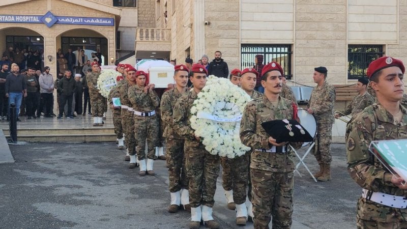 تشييع مهيب لشهيدي “الجيش” في الشراونة سقطا خلال المداهمات