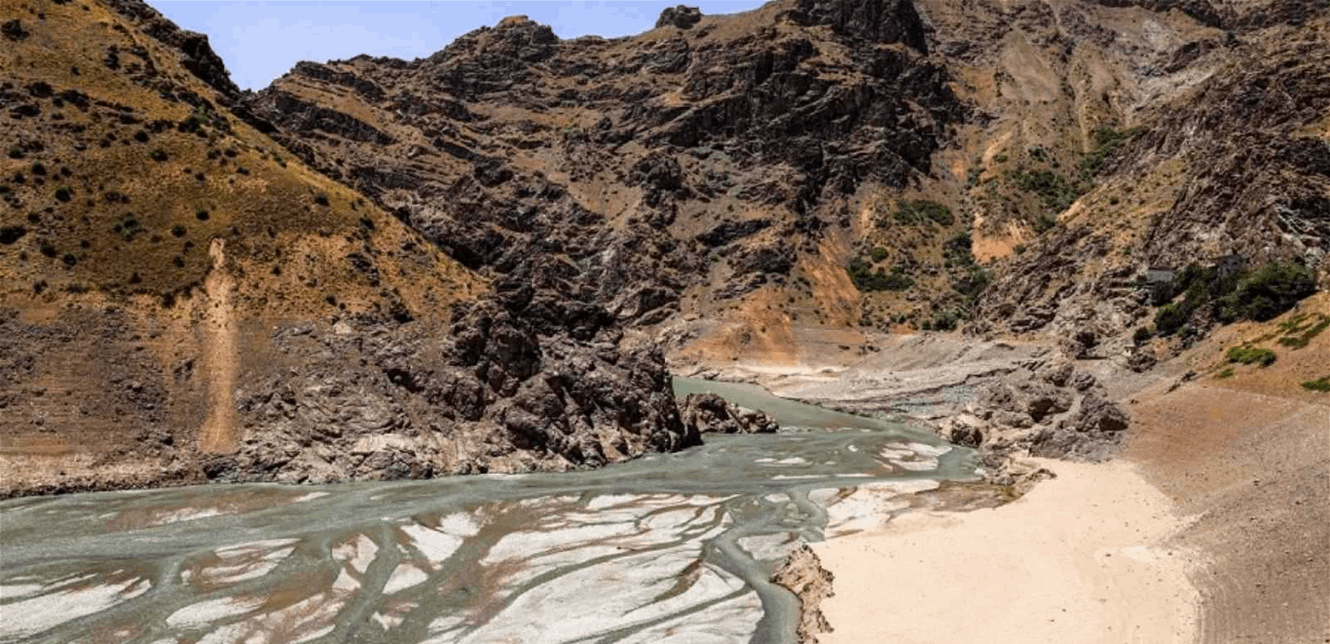 أزمة مياه حادة في إيران.. وقرار حكومي طارئ