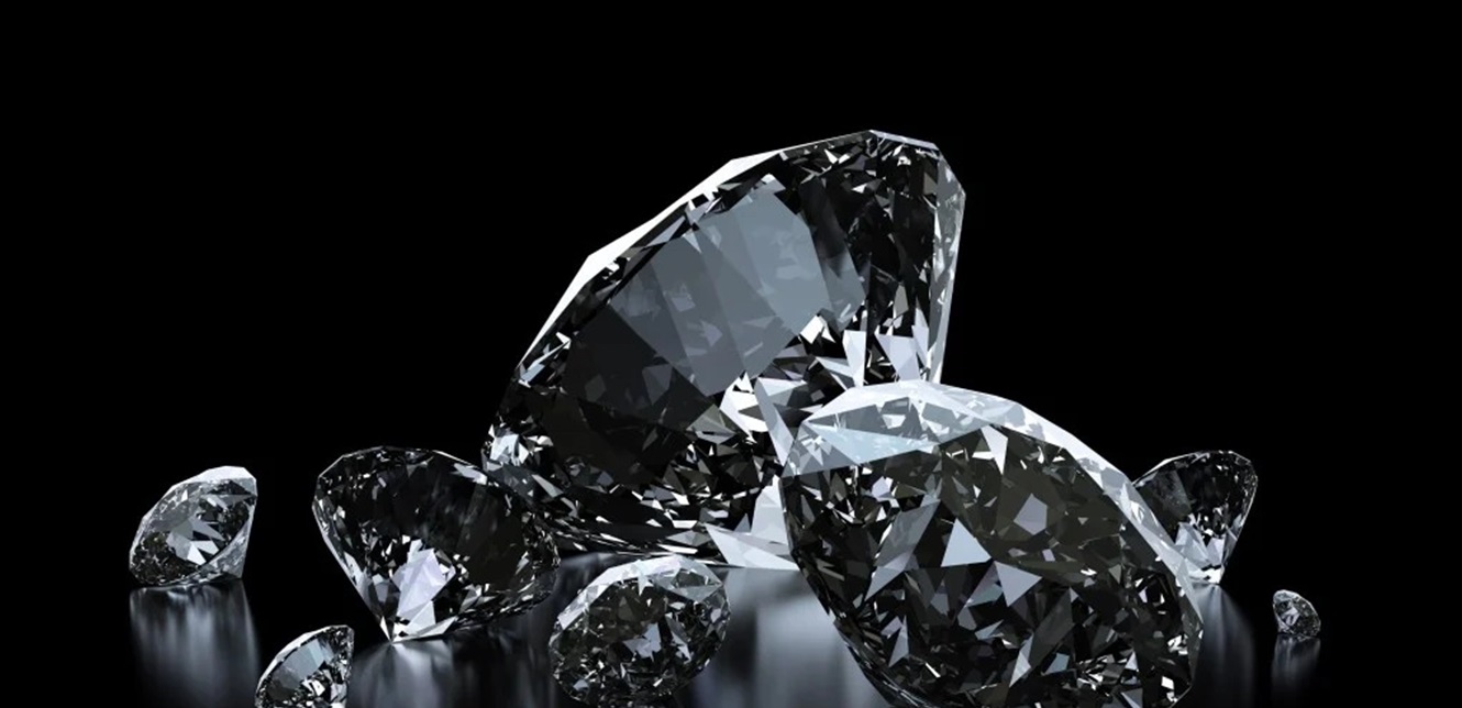 Chinese-made diamonds are revolutionizing the global jewelry market.