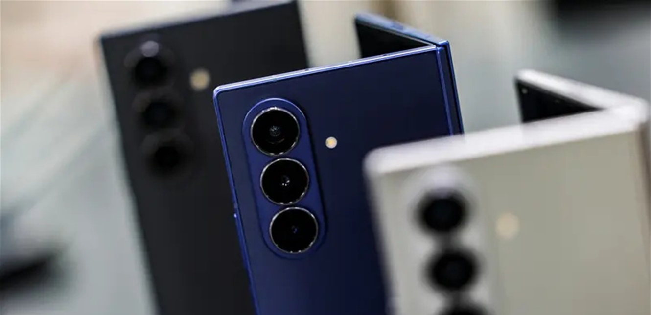 الشهر القادم: سامسونغ على وشك الكشف عن هاتفها الجديد القابل للطي ثلاث مرات