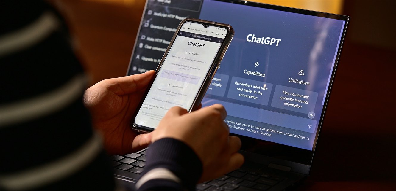 عنوان مقترح:</strong> تباطؤ “ChatGPT” على متصفح كروم: أداة تحدد السبب وتقدم حلولاً</p>