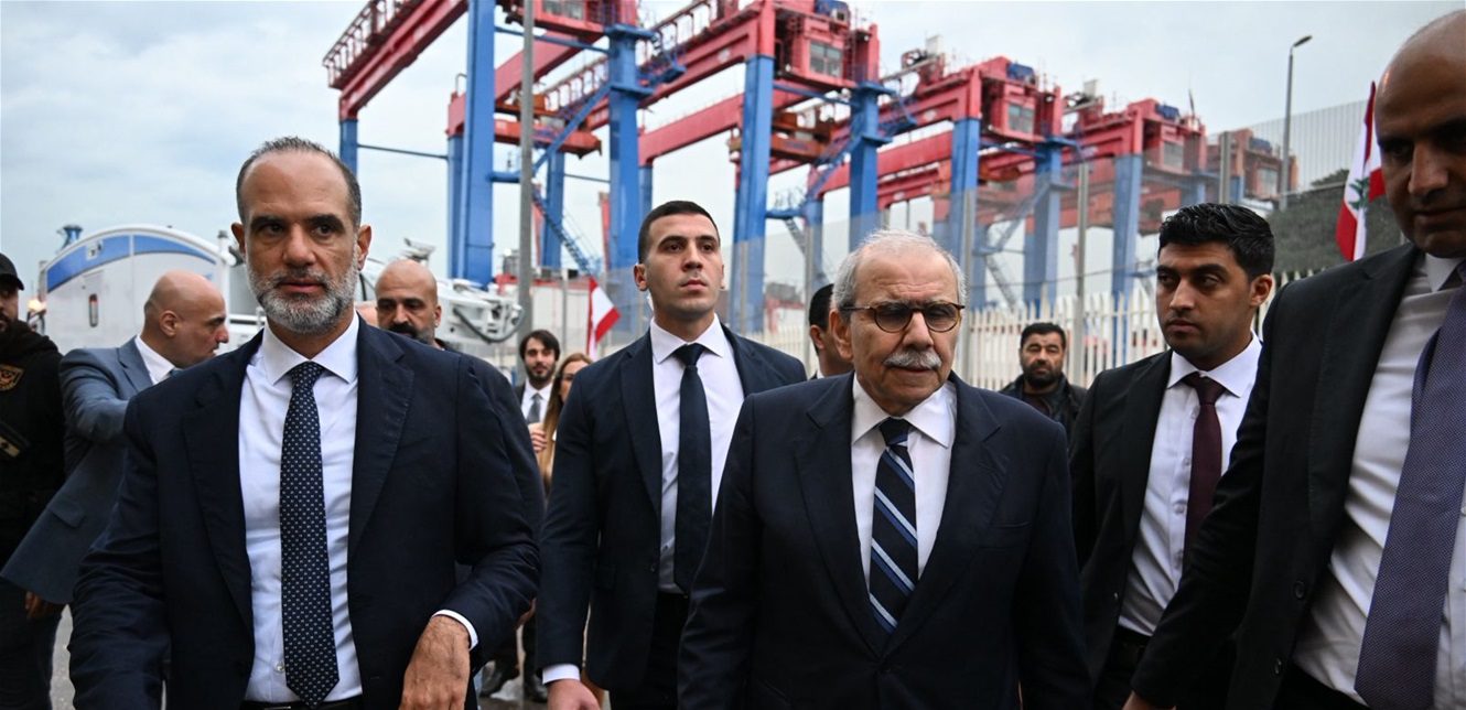 سلام يتفقد مرفأ بيروت ويؤكد: “واثقون من قدرة المجلس على إعادة المرفأ إلى مكانته العربية”