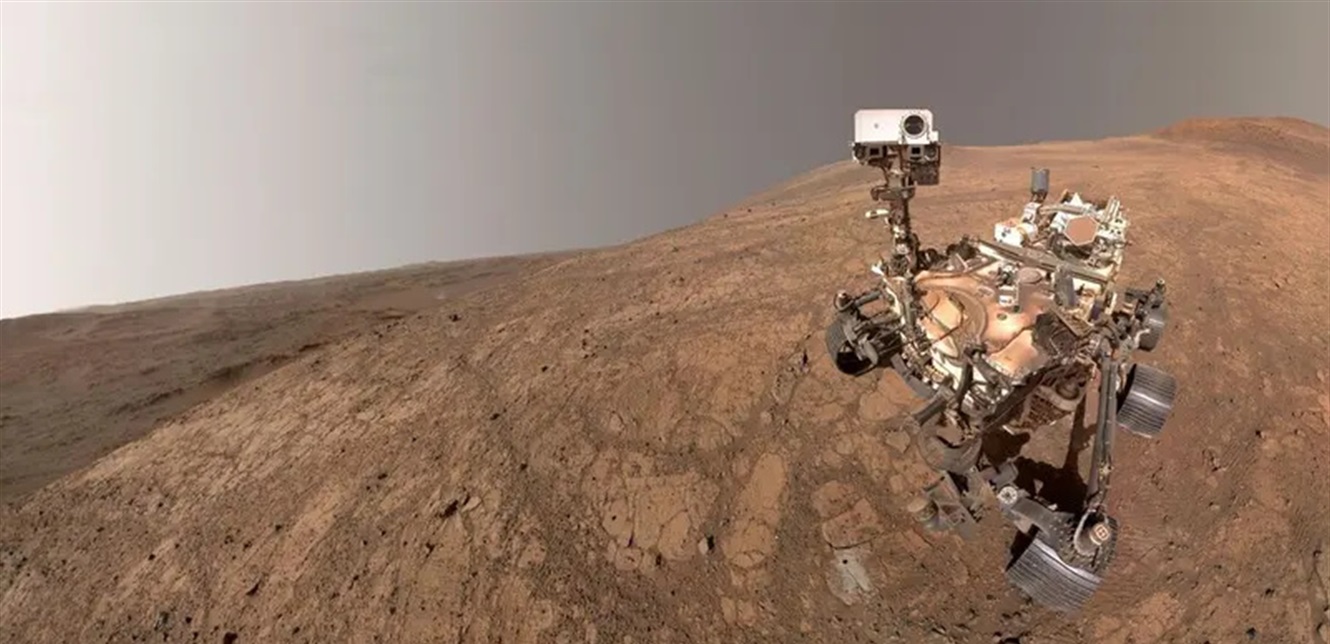 اكتشاف هام: مسبار تابع لـ “ناسا” يرصد ومضات “برق مصغر” فوق سطح المريخ