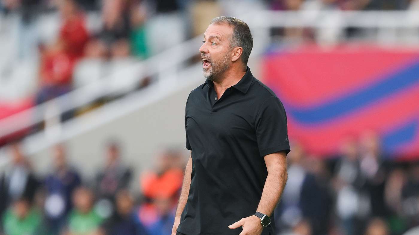 Decisive Response: Flick Clarifies His Future After Barcelona Exit Rumors