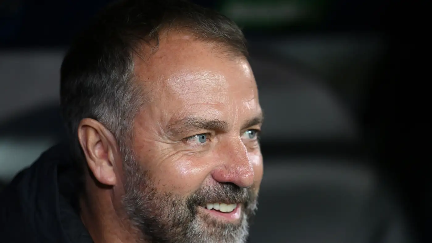 فليك: لا أتوقع تدريب ميسي في برشلونة.. وقرار استبعاد يامال كان موفقاً