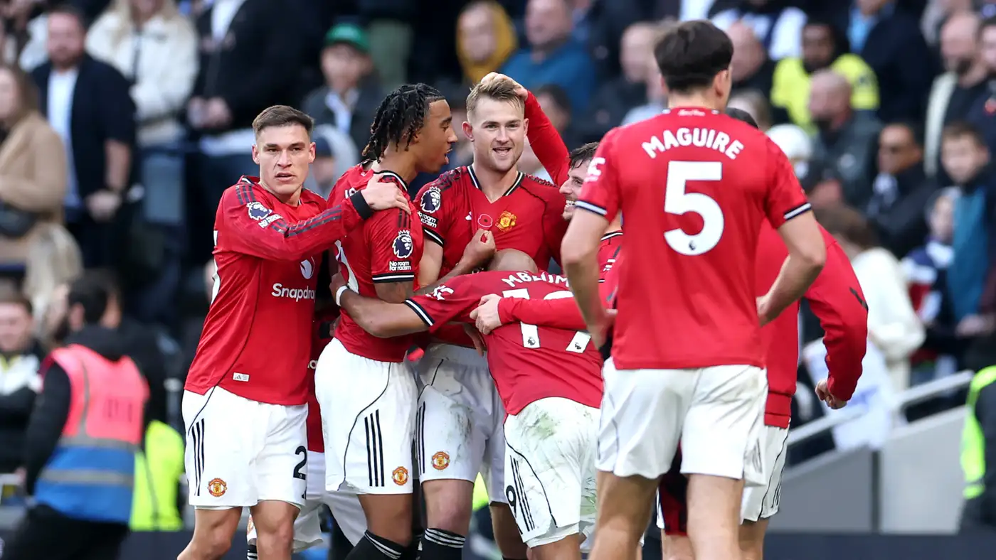 بتعادل مثير: مانشستر يونايتد ينجو من الهزيمة أمام توتنهام في عقر داره