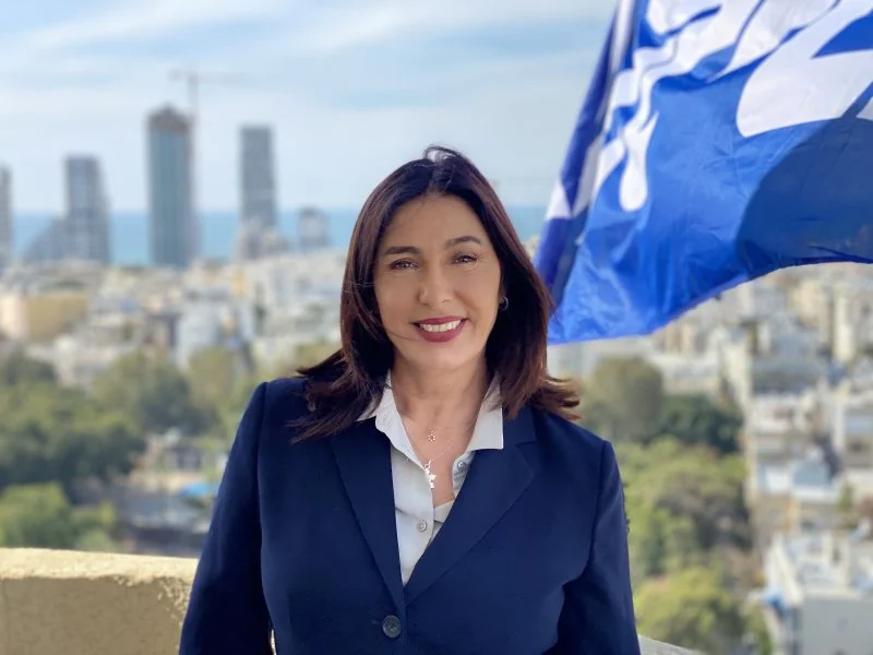 “مشروع معلّق” ينطلق مجدداً… زيارة مفاجئة لوزيرة إسرائيلية إلى الإمارات