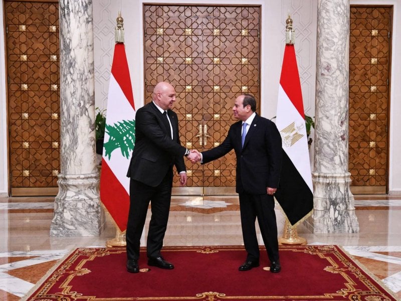 السيسي: تهنئة لـ”عون” بالاستقلال وتأكيد على دعم مصر للبنان في مكالمة هاتفية