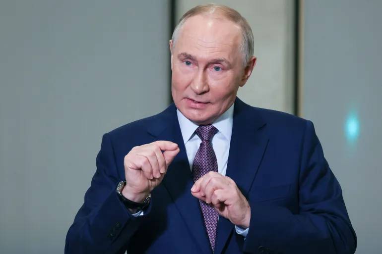 بين الحَلّ والتأزيم… بوتين يمنح كييف “الفرصة الأخيرة”