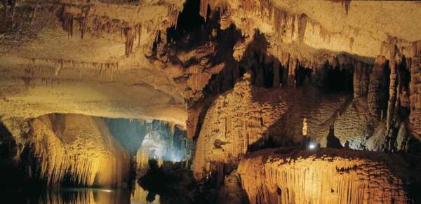 “زفاف جعيتا” يُحرّك وزارة السياحة... وهذا ما حدث!!