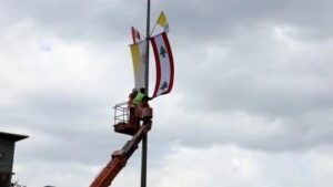 بالفيديو: السيد المسيح يُهان في بيروت.. الإنجيل “نُكته سخيفة” والبابا “لاون الرابع عشر” يتعرض لهجوم همجي: عيب!