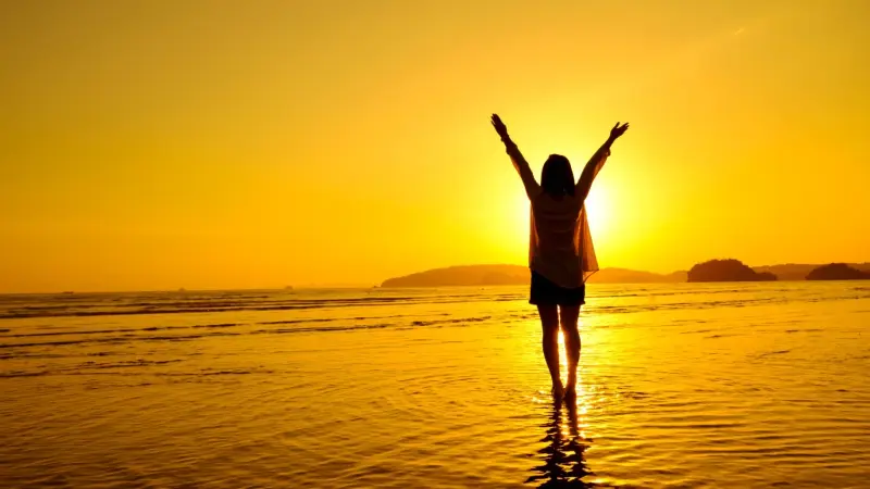 8 Easy Steps to Boost Your Health Before 2026: Goodbye Gym and Diet