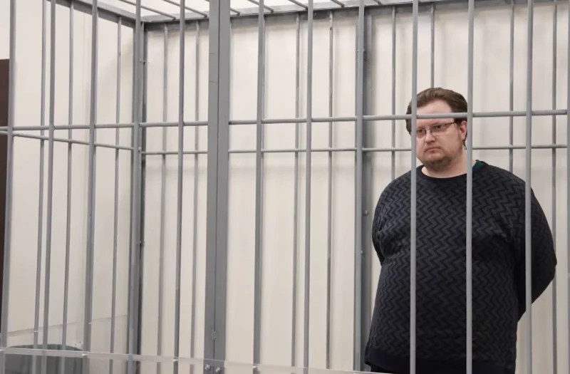 “الخيانة العظمى”: موسكو قلقة بعد سجن دبلوماسي روسي سابق 12 عاماً