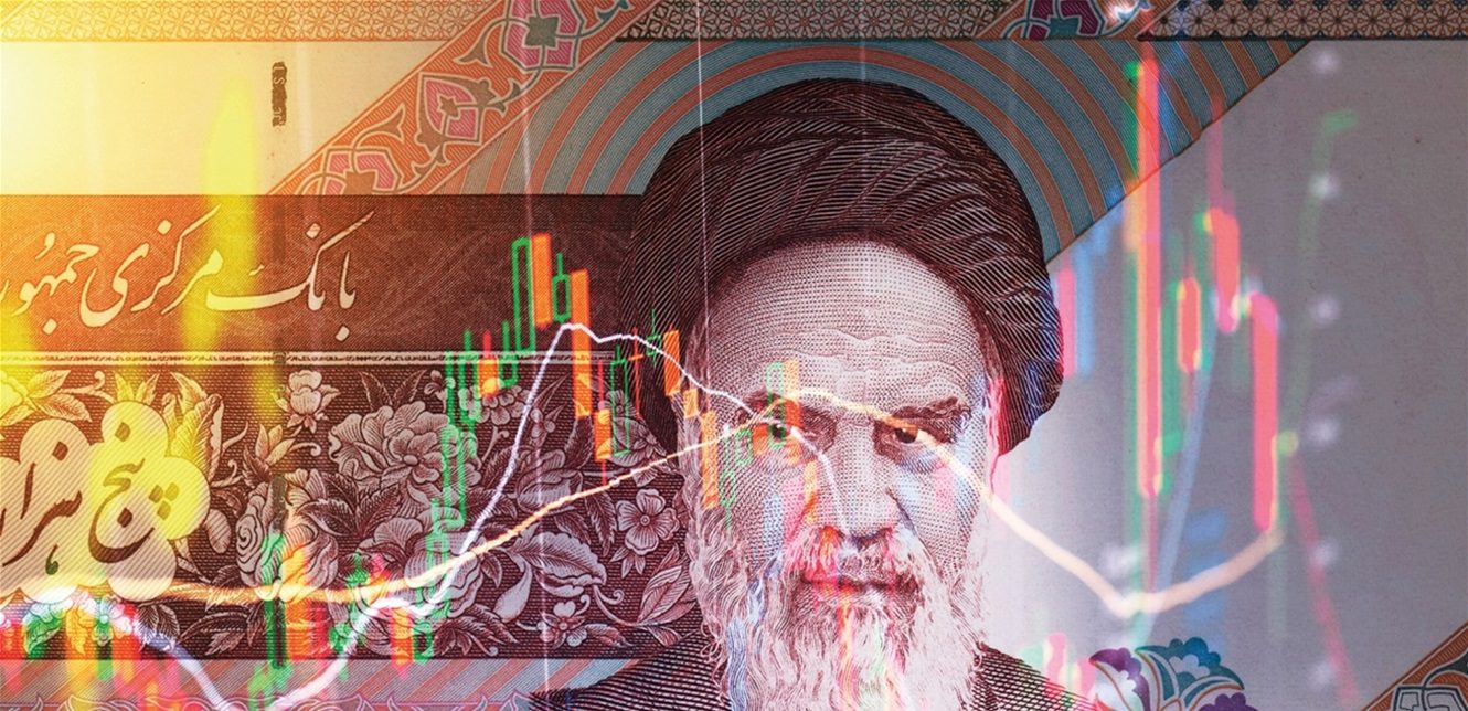 تدهور حاد في قيمة الريال الإيراني وتسجيل مستوى قياسي من الانخفاض