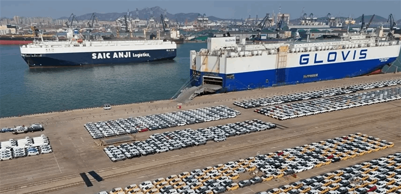 China Records Historic Trade Surplus Exceeding $1 Trillion as Trump Pressures Export Reorientation