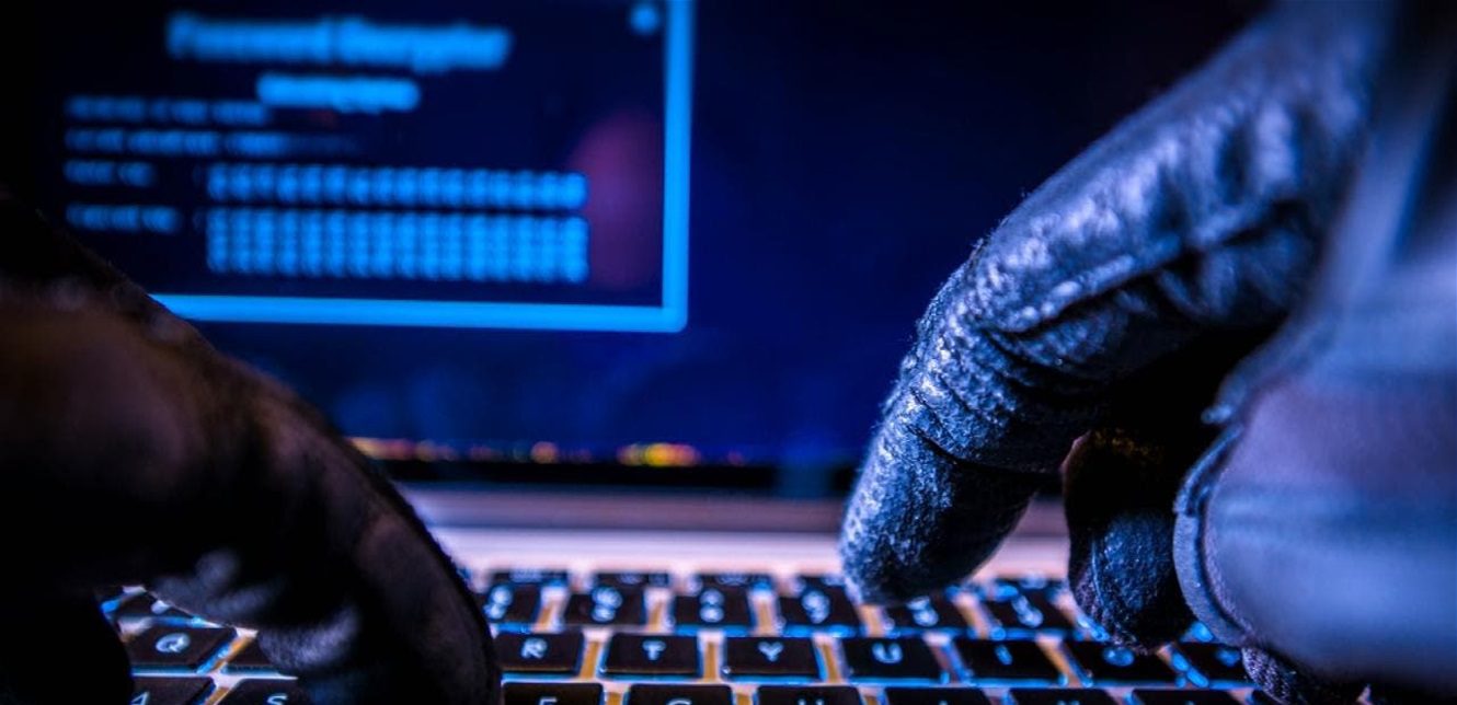 In the context of the new National Security Strategy: The Trump administration intends to use private institutions to launch “cyber wars.”