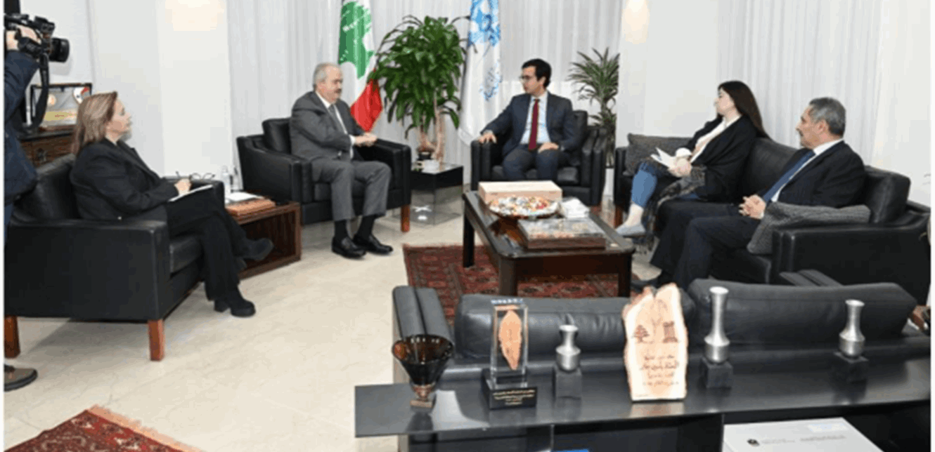 جابر يبحث الإصلاحات المالية مع خبراء “صندوق النقد” والمبعوث الفرنسي