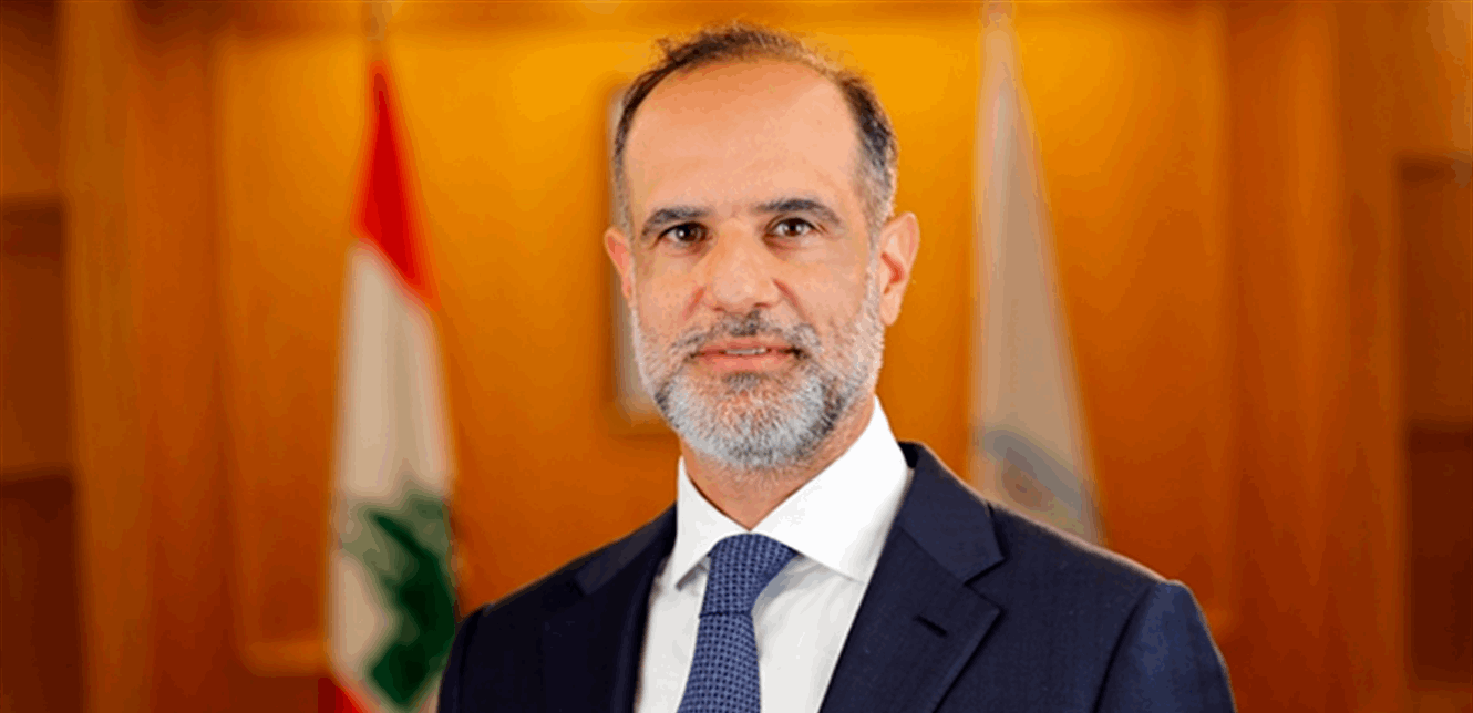 Painter seeks with Dakash, Abdel Massih and mayors to improve roads and development projects.