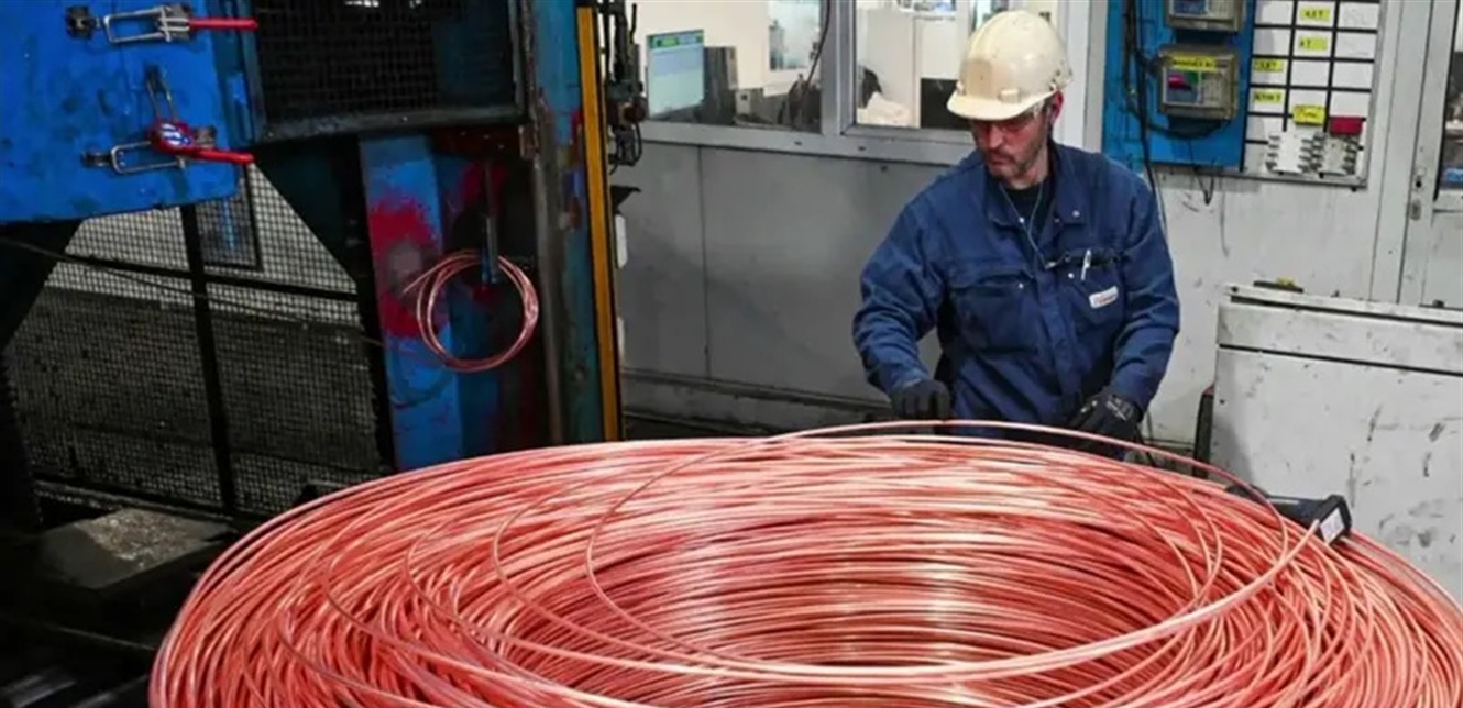 ارتفاع أسعار النحاس يؤدي إلى تفاقم سرقة الكابلات ويعرقل عمل البنية التحتية