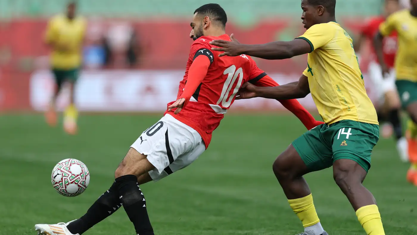 مصر ترد بقوة على “بروس” بسبب جدل ركلة جزاء “صلاح”