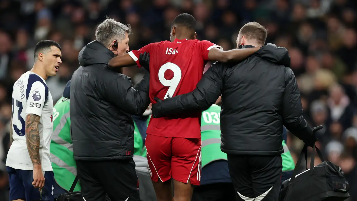 Tragedy in Liverpool: Concerning News About “Isak’s” Injury and Potential Long-Term Absence