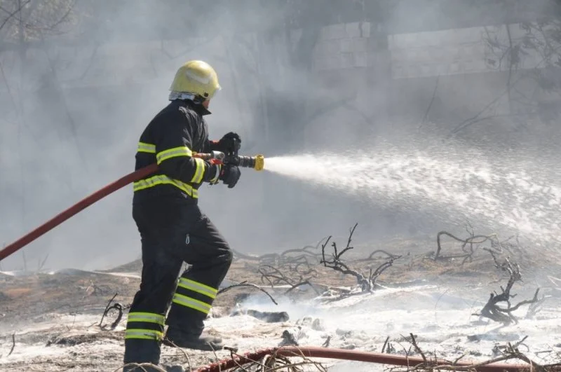 Outbreak of a series of fires in Chouf and Bedarou…Civil Defense moves to control