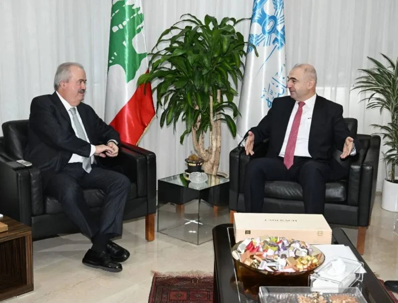 انقسام في اللقاء: جابر يوضح موقف وزارة المالية من “اللبنانية”