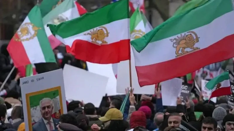 London apologizes for disrespecting the Iranian flag at its embassy.