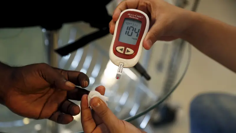 دراسة تكشف العلاقة بين السكري وانقطاع الطمث