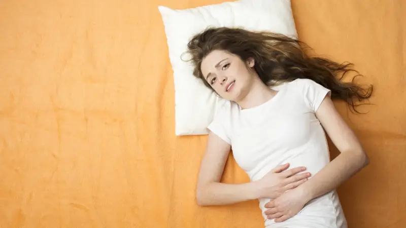 كيف يتسبب الإجهاد في الإصابة بالتهاب الأمعاء؟