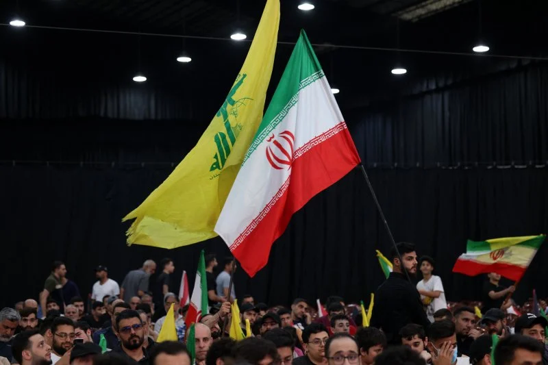 انهيار أخطر قواعد المحور الإيراني و”حزب الله”