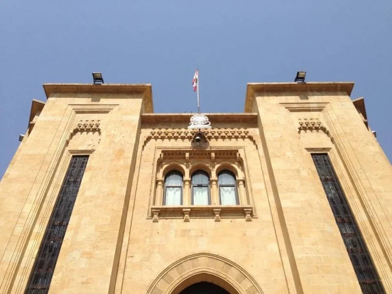 نائب يكشف عن ملف شائك و”يحسم” مصير الانتخابات بعد “قرار حساس كان يحتاج للتريث”!