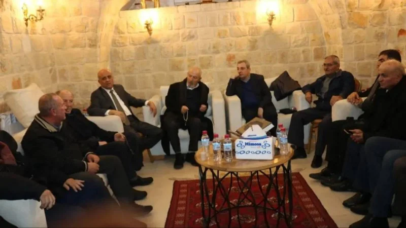 مرحلة حرجة: أبو فاعور يطالب بتعزيز الوحدة الداخلية