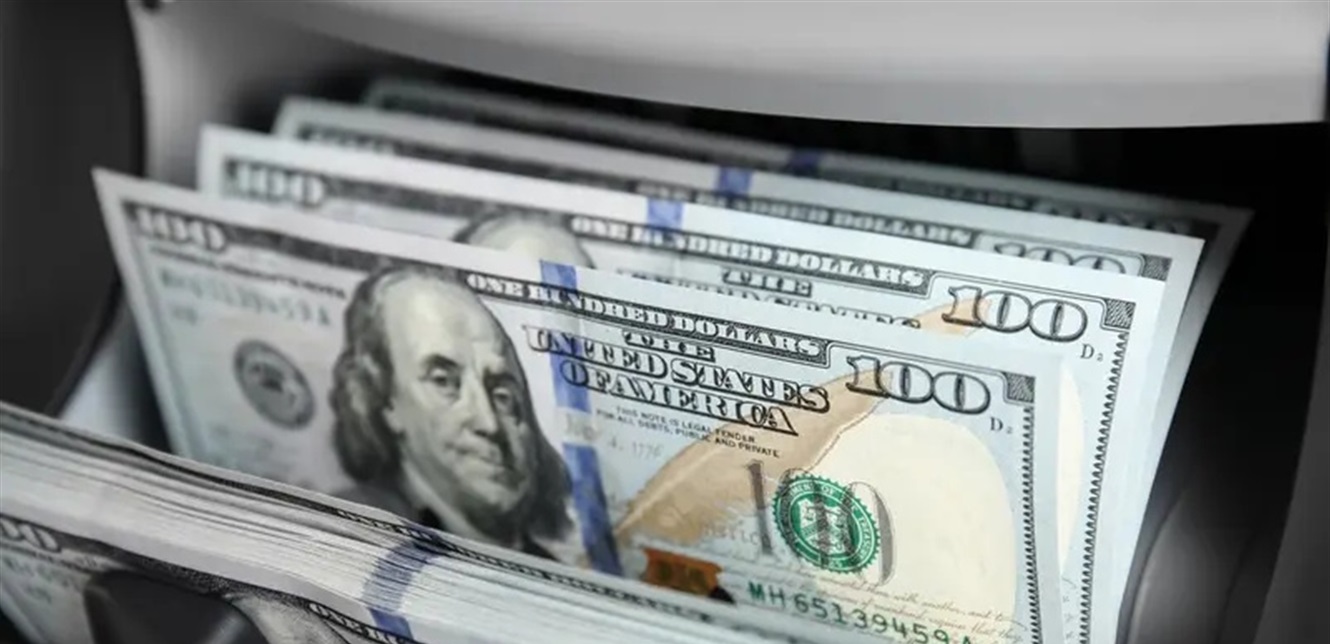 استقرار سعر الدولار مع تراجع القلق بشأن فنزويلا