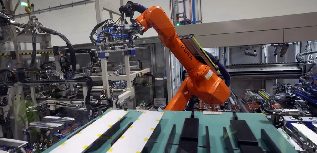 اختراع كوري يمهد لمستقبل السيارات الكهربائية