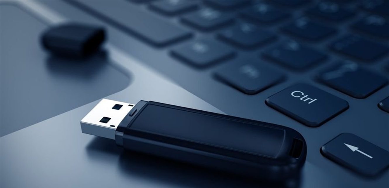 وحدات “USB” المحمولة: ليست الخيار الأمثل لحفظ ملفاتك احتياطيًا.. اكتشف البدائل الأكثر أمانًا