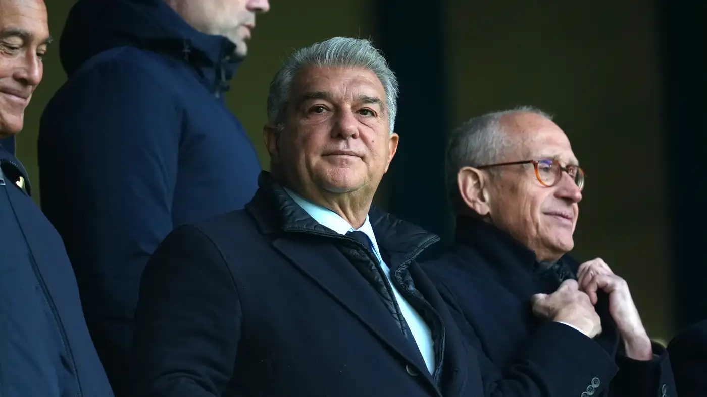 رئيس برشلونة ينتقد بشدة: “الكلاسيكو” كشف معاناة مبابي