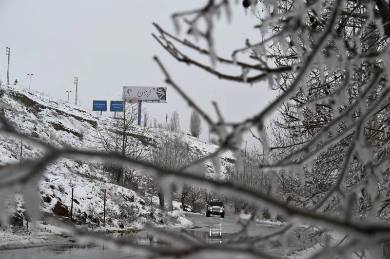 لبنان تحت تأثير منخفض جوي: أمطار غزيرة وثلوج ورياح عاتية