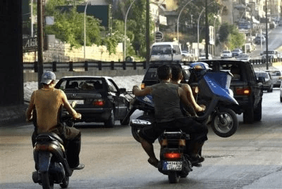 بالفيديو: خطر كبير يجتاح شوارع لبنان ويهدد حياتكم.. أرقام ومعلومات مرعبة ودعوة عاجلة: انتبهوا من هذه الطرقات!