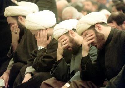 بالفيديو: "حرب الأخوة" بين حركة أمل والحزب تطل من جديد.. إنقسام داخل البيت الواحد والعين على الإنتخابات!